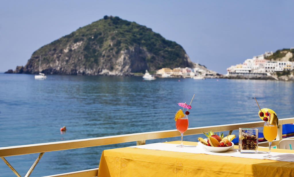 Hotel Vittorio Beach Resort Barano dʼIschia Kültér fotó