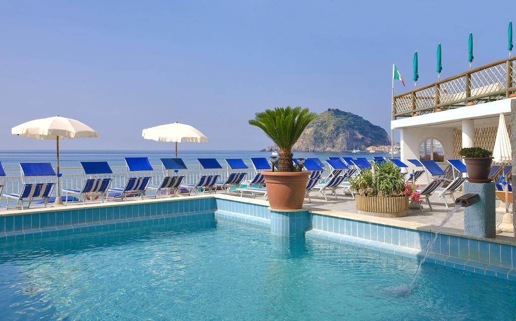 Hotel Vittorio Beach Resort Barano dʼIschia Kültér fotó